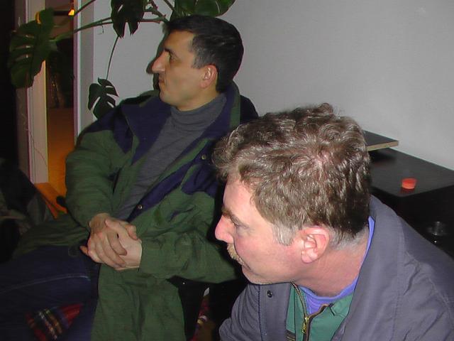 27-03-2004 19-13-35.JPG